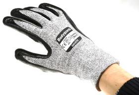 Rękawice robocze rozmiar: 9 materiał: Nitryl zerwanie: 4 ścieranie: 4 zastosowanie: Odporność na przecięcia