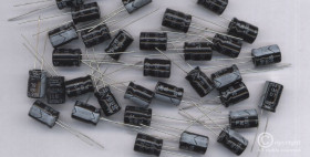 220uF/25V/105C LOW ESR (OPAK. 20 SZT.) KONDENSATOR ELEKTROLITYCZNY