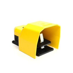 Wyłącznik nożny z osłoną z metalu 1Z+1R stabilny T0-PDKS11BX11