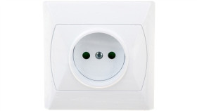 Akcent Gniazdo Pojedyncze B/U Z Przesłonami Białe Gp-1Ap/00