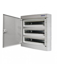 Obudowa natynkowa z tworzywa 3x18 IP40 drzwi białe, N+PE