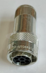 UT06PG12-8SHT złącze żeńskie na przewód 8pin BURNDY / SOURIAU
