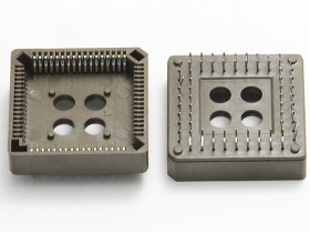 Podstawka smd 128 68 pin AT68