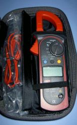 UT-201+ UNI-T MIERNIK CĘGOWY 400A AC