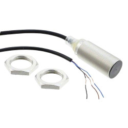 Czujnik zbliżeniowy M18 Indukcyjny 8 mm Omron Częściowo wpuszczany 12 → 24 V DC długość 36mm Gwintowany