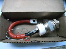 Tyrystor 300A 1200V Unitra Lamina T00-300-12-5P4