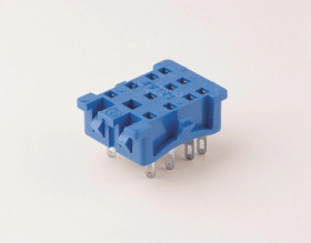 Gniazdo do serii 55.33/85.03 PIN-y lutownicze, montaż na przepuście płyty montażowej, obudowy 94.23SMA