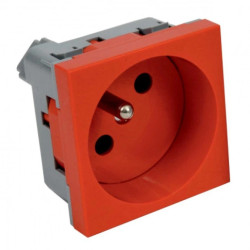 Gniazdo modułowe QP 45X45C BB z bolcem przesłona czerwona