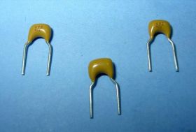 4,7nF KOND.MONOLITYCZNY (100SZT)