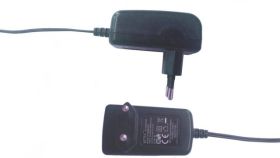 ZI 12V 1.5A ZASILACZ DESKTOP
