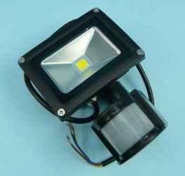 HALOPAK PIR 10W LED 115x85 WC IP65 650lm