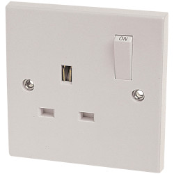 Dencon 4406NB Switched Socket 1-Gang 13A