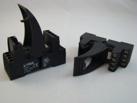 Gniazdo TYPE 94.84.2SPA FINDER do serii 55;4CO-4PDT;7A/300VAC