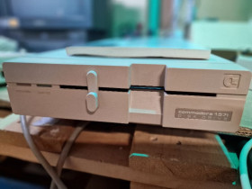Commodore 1571 disk drive - Tested &amp;amp; Working