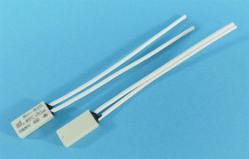 AM-03 85řC 6A/250V NC PLASTIK