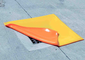 Kontrola zanieczyszczeń Kratka ściekowa Zabezpieczenie odpływów Poliuretan Ecospill Ltd