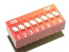 Przełącznik DIP i SIP 8-pozycyjny SPST THT
