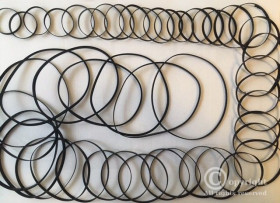 PASEK NAPĘDOWY 3,0MM X 0,5MM - RÓŻNE WYMIARY (ŚREDNICE 25-85MM DŁUGOŚCI ZŁOŻ. 40-135MM) ZESTAW OK. 50 SZTUK (PAS-SET3005)