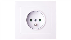 Kier Gniazdo Pojedyncze Z/U Z Przesłonami Białe Gp-1Wzp/00