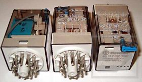 Przekaźnik 60.13.9.012.0040 FINDER odp.R15 3PDT 12VDC 10A