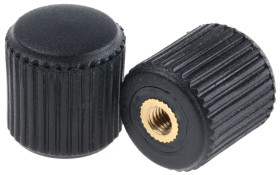 Pokrętło mocujące M5 średnica pokrętła 20mm średnica gwintu: 5mm Wersja radełkowana Otwór gwintowany