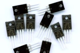 ACST610-8FP 6A 800V 10mA TO-220 IZOL. TRIAK/AC SWITCH