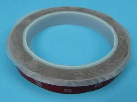 TAŚMA PIANK.DWUSTR.15x0,8x3,0mb