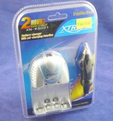 XN-K8021 ŁADOWARKA XTREME AA/AAA SAMOCH.