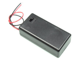 Koszyk baterii 9V z pokrywą i wyłącznikiem