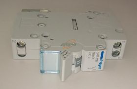 SFB116 Przełącznik I-0-II 16A Hager