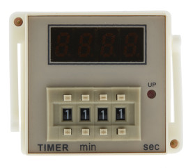 Timer Relay Wciskane 100 → 240V ac SPDT 1-stykowy RS PRO SPDT 99 min 59s jednofunkcyjny