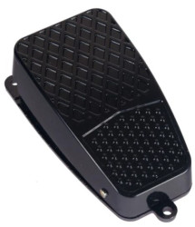 Wyłącznik nożny 175X82 aluminiowy czarny (1NO/1NC) 15A FS3S