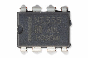 NE555 IC