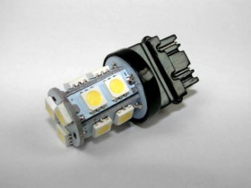 Żarówka T20 3157 5050*13 12V 2,0W CW