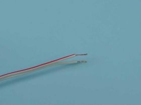 TLYp-2x0,14 BIAŁY Z CZERWONYM PASKIEM