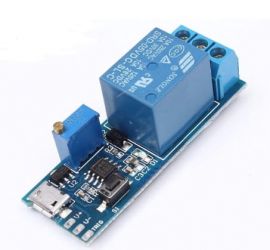 Moduł przekaźnikiem i układem czasowym wyzwalany impulsem