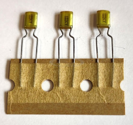 1,2nF 50V 10% r=5mm kondensator poliestrowy AMZY122K NISSEY