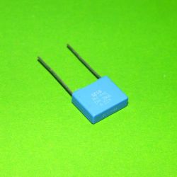 Kondensator 15nF 400V 11,5mm x 9mm x 3mm