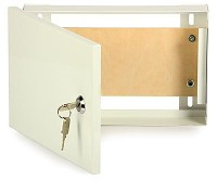 R558 Obudowa metalowa, natynkowa, instalacyjna 240 x 150 x 50 mm - tylna ścianka: sklejka