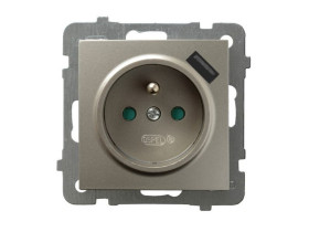 AS Gniazdo pojedyncze z uziemieniem z przesłonami torów prądowych z ładowarką USB satyna light GP-1GZPUSB/m/45 OSPEL