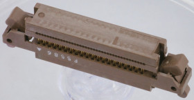 Gniazdo PCB 50 -pinowe 2 -rzędowe raster: 1.27mm typu płytka – płytka Kąt prosty Montaż na kablu