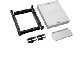 univers N Blok dla szyn zbiorczych pionowych 12/20/30x5/10 mm 60 mm 3P 300x250 mm UE21F0 HAGER