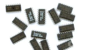 MAX712ESE UKŁAD SCALONY