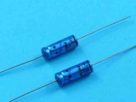 AX-2,2uF/250V ELEKTROLIT