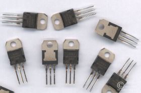 12V 1,5A L7812CV TO-220 METAL STABILIZATOR