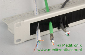 SZAFA 19"PAN.SZCZOT./90