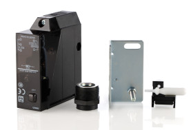 Czujniki fotoelektryczne Retrorefleksyjny w obudowie prostokątnej Omron z wyjściem przekaźnikowym zakres 4 m LED