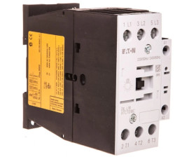 Stycznik do lamp 18A AC-5a 3P 230V AC 0Z 0R DILL18(230V50HZ,240V60HZ) 104405