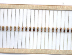 REZYSTOR 0,25W (1/4W) 100 ohm (50 SZTUK)