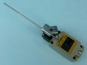 WL-5107 WYŁ.KRAŃCOWY 10A/250VAC